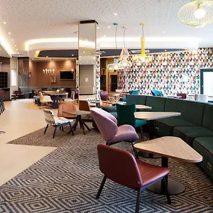 Otel Hampton By Hilton Munich Airport South